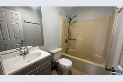 105 State 3 E #3 E, Hackensack, NJ 07601 - Photo 11
