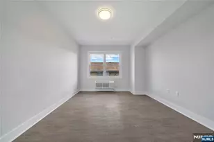 491 Walker Street 3C, Fairview, NJ 07022 - Photo 15
