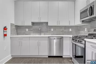 491 Walker Street 3C #3C, Fairview, NJ 07022 - Photo 5