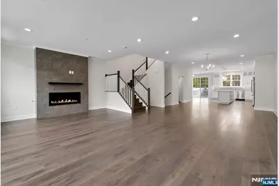 92 Cinnamon Drive, Upper Saddle River, NJ 07458 - Photo 3