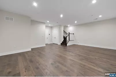 92 Cinnamon Drive, Upper Saddle River, NJ 07458 - Photo 11