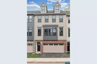 92 Cinnamon Drive, Upper Saddle River, NJ 07458 - Photo 1