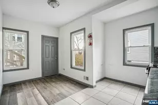 143 Valley Road 1R, Montclair, NJ 07042 - Photo 5