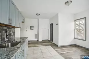 143 Valley Road 1R, Montclair, NJ 07042 - Photo 3