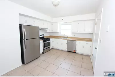 365 54th Street 2 #2, Elmwood Park, NJ 07407 - Photo 7