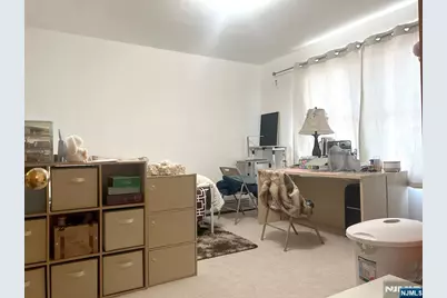 525 Stuyvesant Avenue, Lyndhurst Township, NJ 07071 - Photo 31