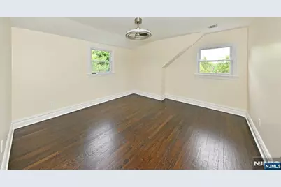 190 Madison Avenue 2 #2, Midland Park, NJ 07432 - Photo 11