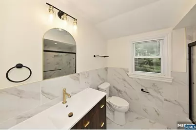 190 Madison Avenue 2 #2, Midland Park, NJ 07432 - Photo 13
