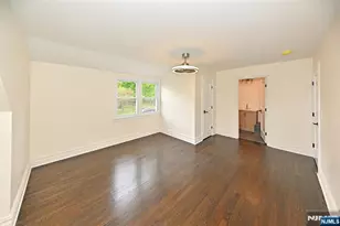 190 Madison Ave 2, Midland Park, NJ 07432 - Photo 9