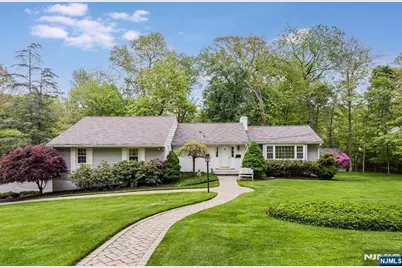 6 Driftway Street, Roseland, NJ 07068 - Photo 1