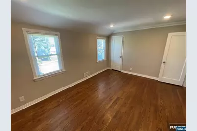 544 Oritani Place, Teaneck Township, NJ 07666 - Photo 15