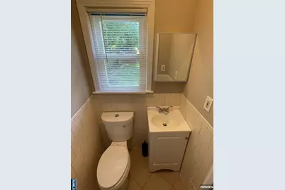 544 Oritani Place, Teaneck Township, NJ 07666 - Photo 7