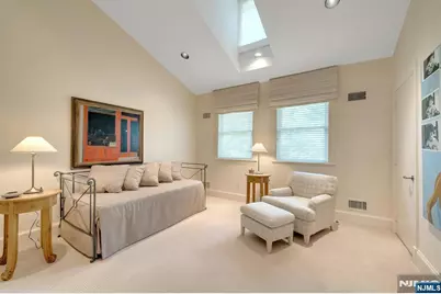 4 Ascot Way, Fort Lee, NJ 07024 - Photo 37