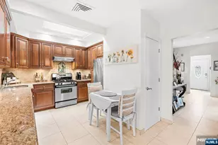 1631 Maple St, Fort Lee, NJ 07024 - Photo 7