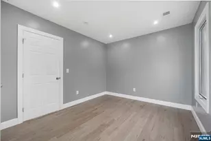 149 Florence Ave, Hawthorne, NJ 07506 - Photo 9