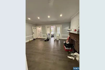 108-110 Vassar Avenue, Newark, NJ 07112 - Photo 9