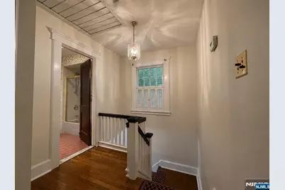 84 Valley View Avenue, Ridgewood, NJ 07450 - Photo 9