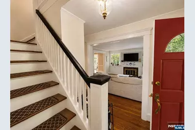 84 Valley View Avenue, Ridgewood, NJ 07450 - Photo 3