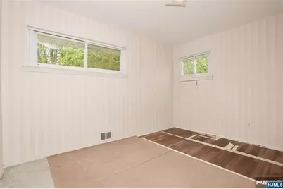 12 Beverly Lane, Waldwick, NJ 07463 - Photo 17