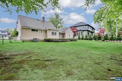 12 Beverly Lane, Waldwick, NJ 07463 - Photo 33