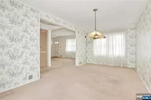 12 Beverly Ln, Waldwick, NJ 07463 - Photo 9