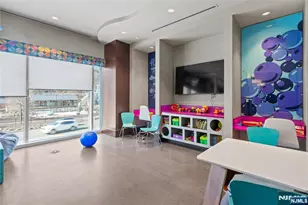 800 Ave At Port Imperial 508, Weehawken, NJ 07086 - Photo 33