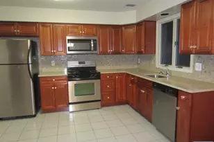 2217 B Mackay B, Fort Lee, NJ 07024 - Photo 11