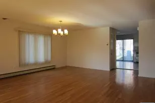 2217 B Mackay B, Fort Lee, NJ 07024 - Photo 3