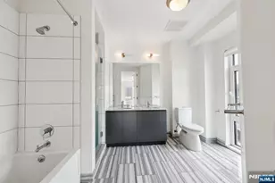1 Executive 201, Fort Lee, NJ 07024 - Photo 31