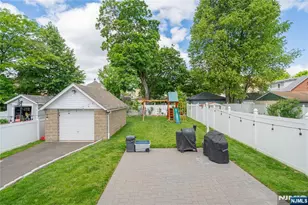 6 Pershing Ct, Ridgefield Park, NJ 07660 - Photo 19