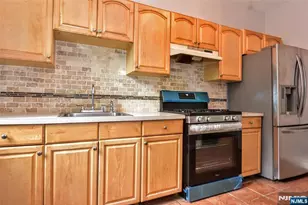 303 Hamilton Pl A4, Hackensack, NJ 07601 - Photo 13