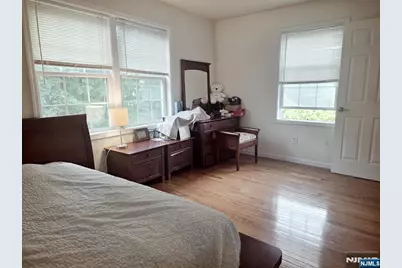 260 Edwards Street B #B, Ridgewood, NJ 07450 - Photo 5