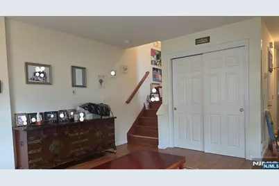 260 Edwards Street B #B, Ridgewood, NJ 07450 - Photo 15
