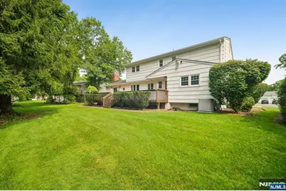 6 Aster Court, Paramus, NJ 07652 - Photo 29