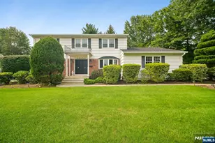 6 Aster Ct, Paramus, NJ 07652 - Photo 1