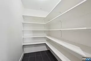 1 Executive 205, Fort Lee, NJ 07024 - Photo 21