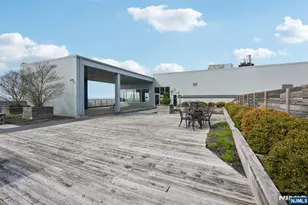 1 Executive 205, Fort Lee, NJ 07024 - Photo 41