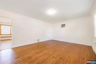238 Westminster Pl, Lodi, NJ 07644 - Photo 5