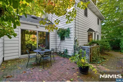 667 Sunset Road, Teaneck Township, NJ 07666 - Photo 21