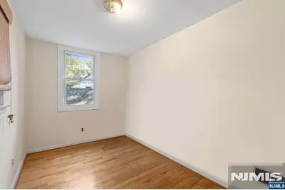 667 Sunset Road, Teaneck Township, NJ 07666 - Photo 19