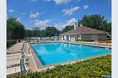1059 Chedworth Circle 1059 #1059, Mahwah, NJ 07430 - Photo 27