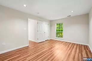 1059 Chedworth Circle 1059, Mahwah, NJ 07430 - Photo 17