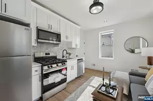 135 Forest Street 2F, Montclair, NJ 07042 - Photo 9