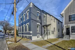 135 Forest Street 2F, Montclair, NJ 07042 - Photo 19