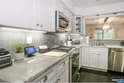 7 Dogwood Court, Woodland Park, NJ 07424 - Photo 13