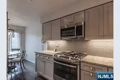 7 Dogwood Court, Woodland Park, NJ 07424 - Photo 9