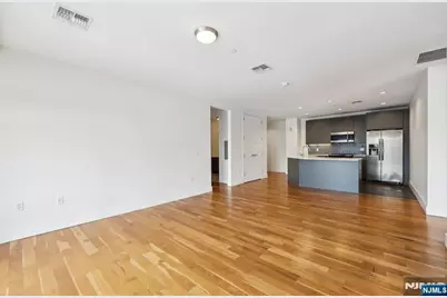 1 Executive Drive 301 #301, Fort Lee, NJ 07024 - Photo 27