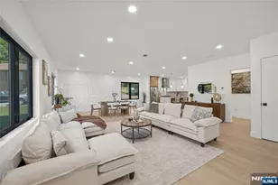 24 Richard Scott Ct, North Haledon, NJ 07508 - Photo 3