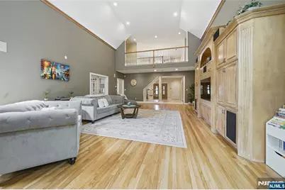 43 Walsh Drive, Mahwah, NJ 07430 - Photo 13