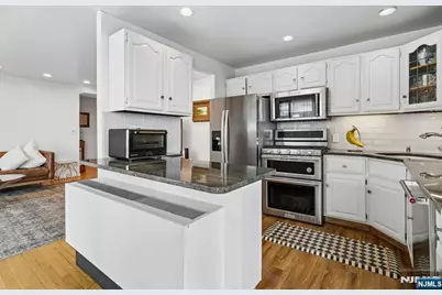150 Overlook Ph3 #PH3, Hackensack, NJ 07601 - Photo 13